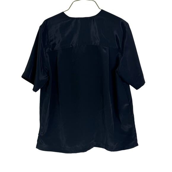 Fashion Attitudes VINTAGE‎ black Silky Short Sleeve blouse gold metal Buttons - Picture 7 of 7